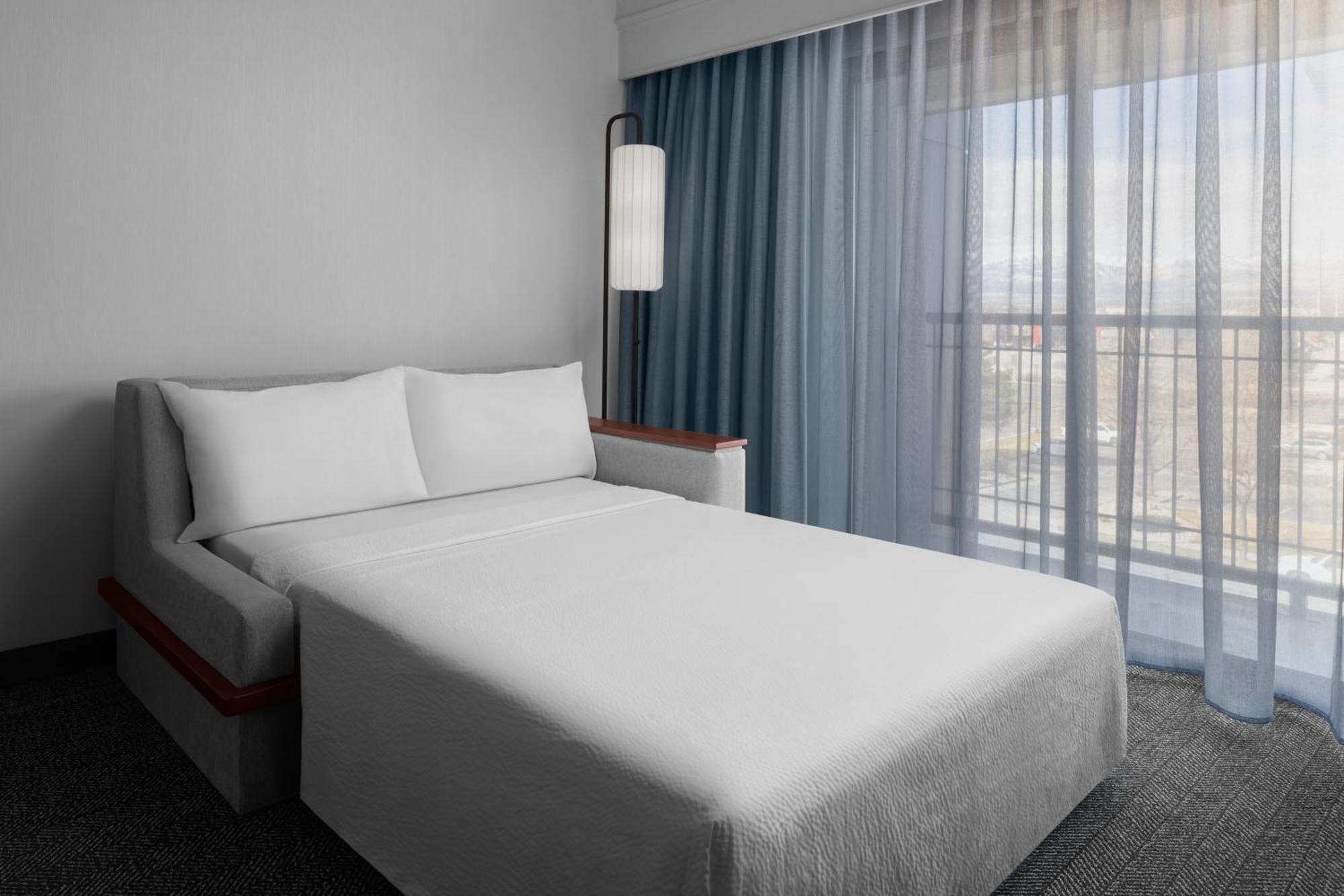 Courtyard By Marriott Salt Lake City Sandy Dış mekan fotoğraf